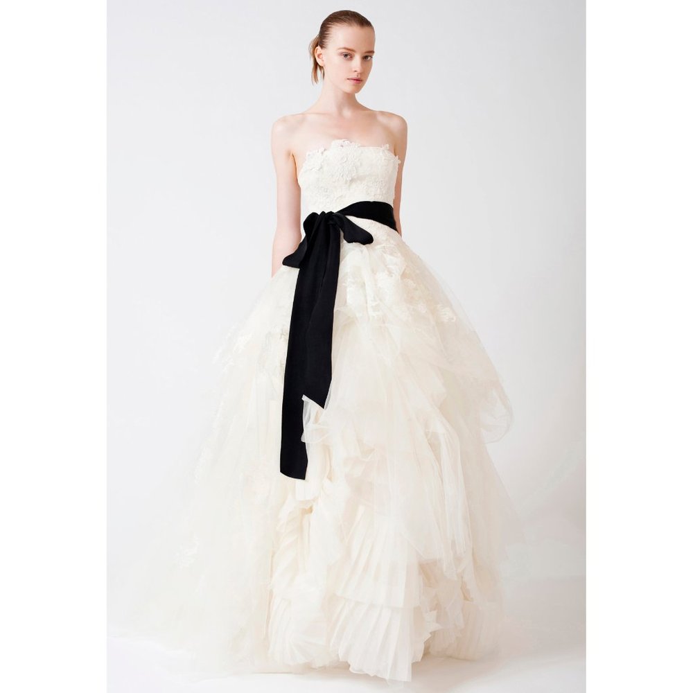 Vera Wang Eliza Wedding Gown